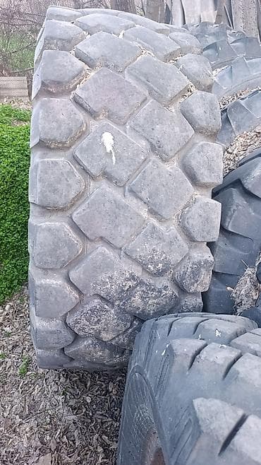 5 120 r18: Комплект шин для спецтехники/сельхозтехники. - Назначение: ведущие и — 3