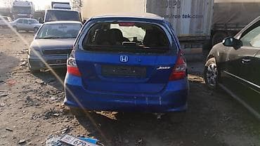 saturn sc: Honda Jazz: 2007 г., 1.3 л, Вариатор, Бензин, Хэтчбэк — 2