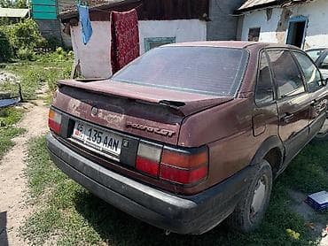 Унаа: Volkswagen Passat: 1990 г., Седан — 3