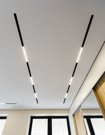 требуются монтажники натяжных потолков: Натяжной потолок 3D потолки, Глянцевое, Матовое Бесплатная консультация, Бесплатный замер, Монтаж — 5