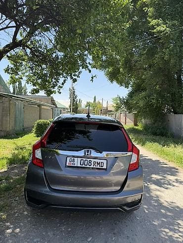 обмен на 5 5: Honda Fit: 2020 г., 1.5 л, Вариатор, Бензин, Хэтчбэк — 6