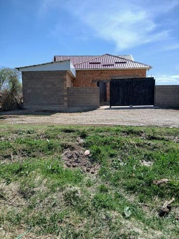 дом барачного типа бишкек: Дом, 1000 м², 5 комнат, Собственник — 1