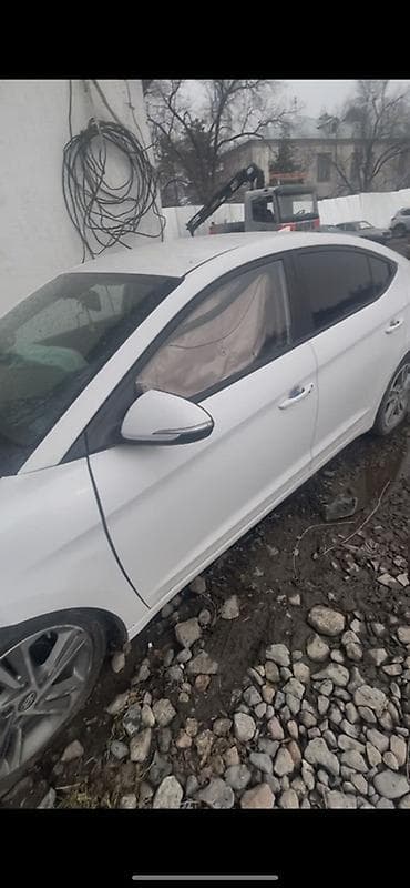 Hyundai Avante: 2018 г., 1.6 л, Автомат, Бензин