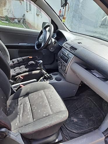 lexus rl 350: Mazda 2: 2004 г., 1.4 л, Механика, Дизель, Хэтчбэк — 5