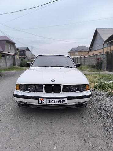 BMW 5 series: 1993 г., 4.4 л, Механика, Бензин, Седан