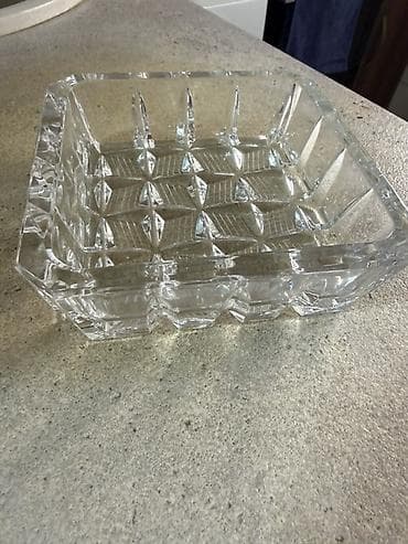 мистер: Стеклянная прямоугольная ваза/салатник пепельница - Материал — 1