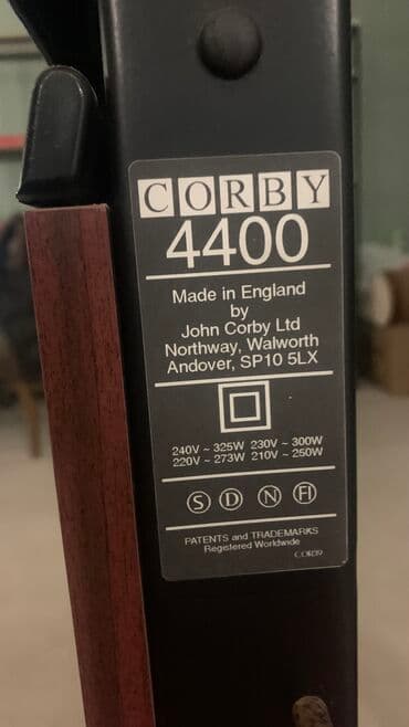 Аудиотехника: Специальный гладильный пресс-вешалка для брюк. (Без вешалки) Пресс — 4