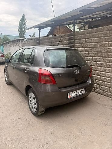 Унаа сатуу: Toyota Yaris: 2008 г., 1.3 л, Автомат, Бензин, Хетчбек — 3