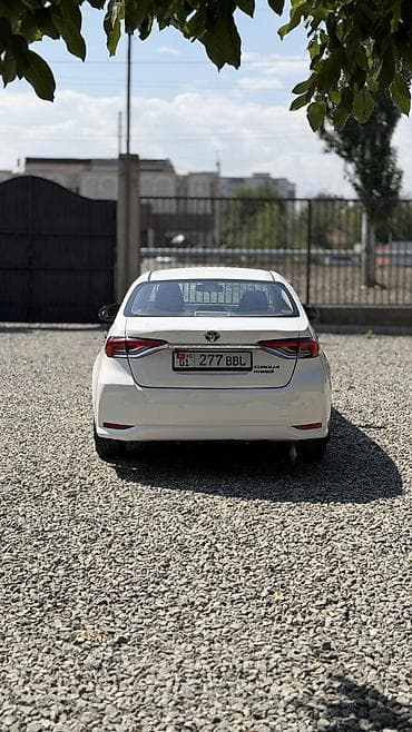 corolla e120: Toyota Corolla: 2022 г., 1.8 л, Вариатор, Гибрид, Седан — 8