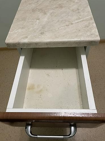 Тумбы и подставки для телевизора: Тумба 
габариты: высота около 75 см, ширина 30см, глубина 45см — 2