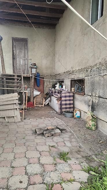 дом кунту: Продаю срочно дом в кун туу.дачный поселок Колос.3 комнаты.участок — 6