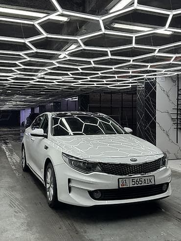 2017: Kia K5: 2017 г., 2 л, Автомат, Бензин, Седан — 1