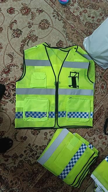 Спецодежда: Светоотражающий жилет высокого видимости (неоново‑жёлтый) размер 5 шт — 1