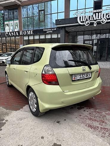 kia rio 2000: Honda Fit: 2005 г., 1.4 л, Вариатор, Бензин, Хэтчбэк — 7