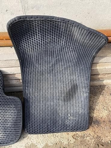 bmw 2 5: Плоские Eva Полики Для салона Toyota, цвет - Черный, Б/у — 3