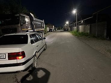 passat passat: Volkswagen Passat: 1994 г., 2 л, Механика, Бензин, Лифтбек — 4