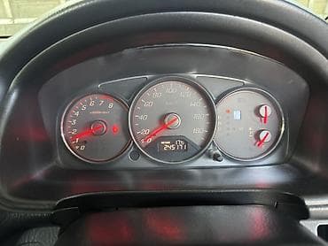 Транспорт: Honda Stream: 2003 г., 2 л, Автомат, Бензин, Минивэн — 6