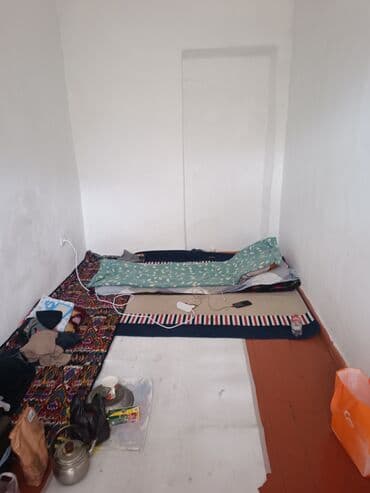 домкрат аренда: 1 комната, Без мебели — 1