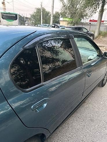Продажа авто: Nissan Primera: 2000 г., 1.8 л, Механика, Бензин, Хэтчбэк — 5