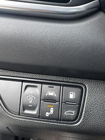 Транспорт: Hyundai Genesis: 2018 г., 2 л, Автомат, Бензин, Седан — 8