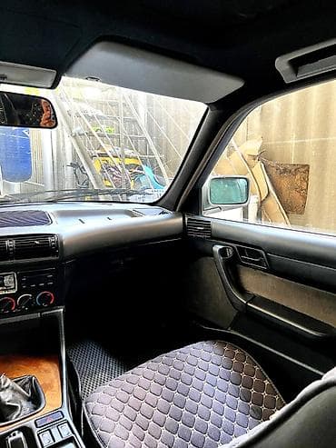 lexus ls: BMW 5 series: 1992 г., 2.8 л, Механика, Бензин, Седан — 4
