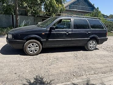 Volkswagen Passat: 1991 г., 1.8 л, Механика, Бензин, Универсал — 6