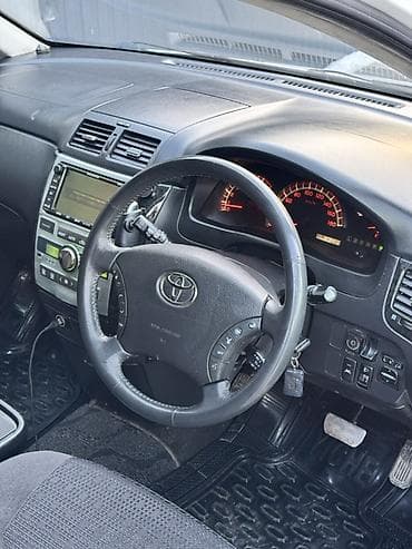 mini jack: Toyota Ipsum: 2004 г., 2.4 л, Автомат, Газ, Минивэн — 10