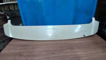 Задний спойлер Toyota 2006 г., Б/у, Оригинал