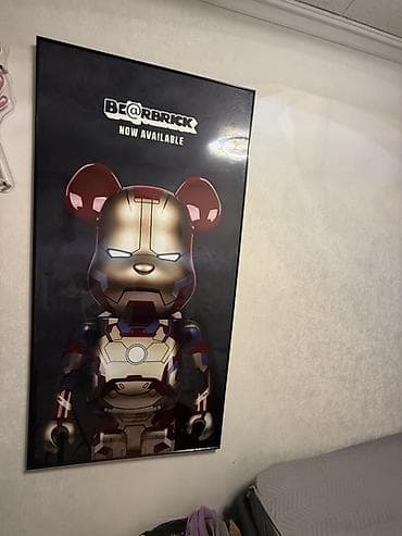 чёрный маска: Постер Be@rbrick Iron Man - Большой настенный постер с изображением — 1
