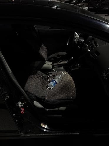 1: Honda Civic: 2008 г., 1.8 л, Автомат, Бензин, Седан — 5