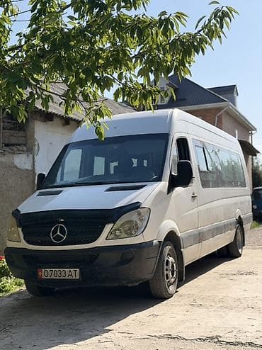 сдаю эвакуатор: + + Mercedes-Benz Sprinter (длинная база, высокий крыша) — — 1