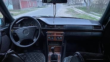 стар: Mercedes-Benz W124: 1994 г., 2.2 л, Ручные, Бензин, Седан — 5