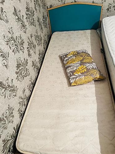 4 ка: Спальный гарнитур, Б/у, Односпальная кровать, Шкаф, Трюмо, Дерево, Самовывоз — 5