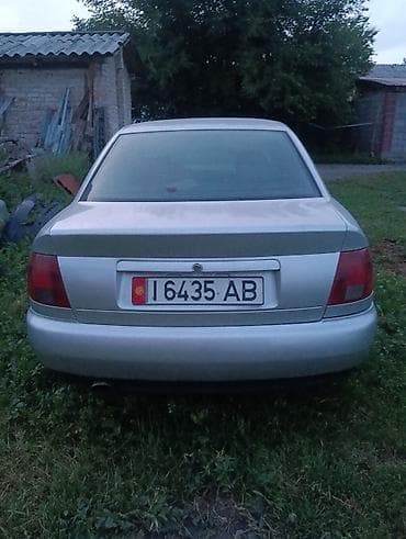 w210 3 2: Audi A4: 1999 г., Седан — 3