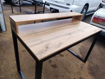 полк: Рабочий стол
Офисный стол с полками — 1