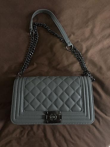 шанель бой: Продам легендарную модель сумки “CHANEL BOY” в глубоком сером оттенке — 2