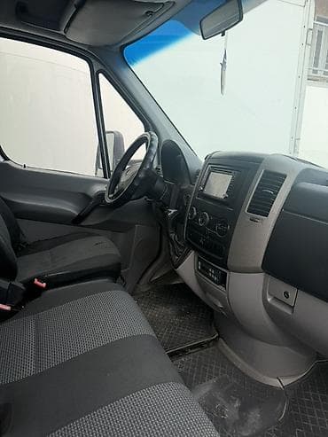 audi q4: Mercedes-Benz Спринтер: 2011 г., 3 л, Механика, Дизель, Фургон — 4