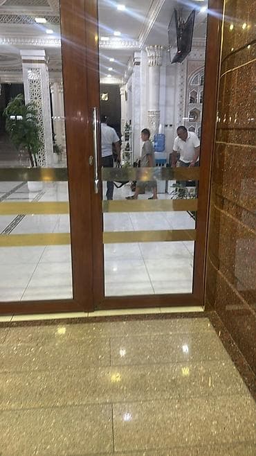 комната кок жар: Просторный гостиничный номер с несколькими спальными местами - — 3