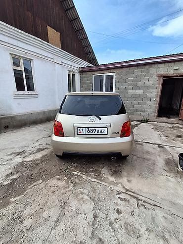 camry 2 4: Toyota Ist: 2003 г., 1.3 л, Автомат, Бензин, Хэтчбэк — 3