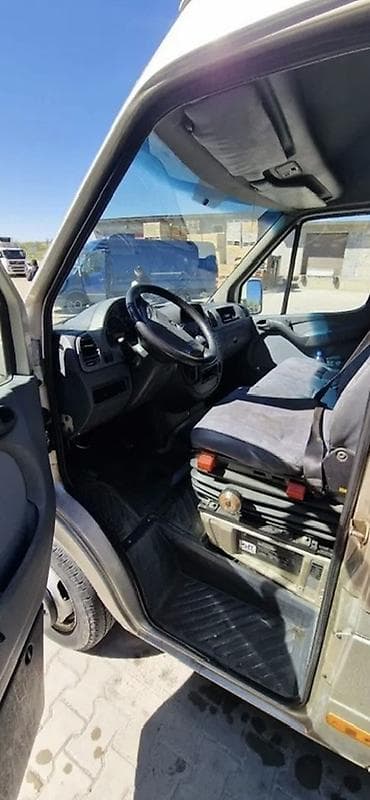Жеңил жүк ташуучу унаа, Mercedes-Benz, Стандарт, 3 т, Колдонулган — 7