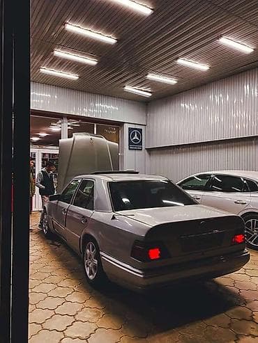 новый гелик: Mercedes-Benz W124: 1994 г., 3.2 л, Автомат, Бензин, Седан — 5