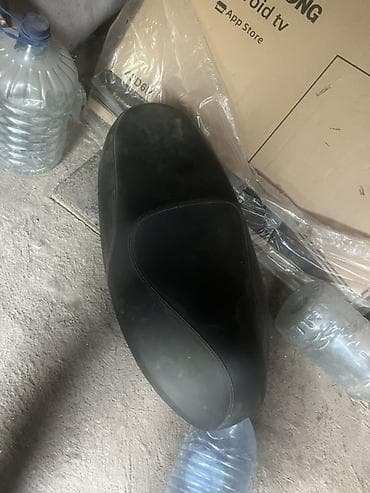 Мото-комплект запчастей В комплект входят: - Сиденье двухместное