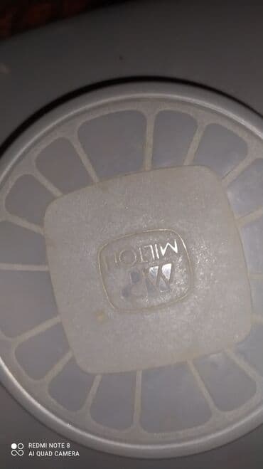 срочно продаю в связи с переездом: Термос СССР. Состояние отличное. Для отдыха на природе самое то) — 2