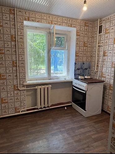 2 комната квартира ош: 2 комнаты, 45 м², 104 серия, 1 этаж, Косметический ремонт — 5