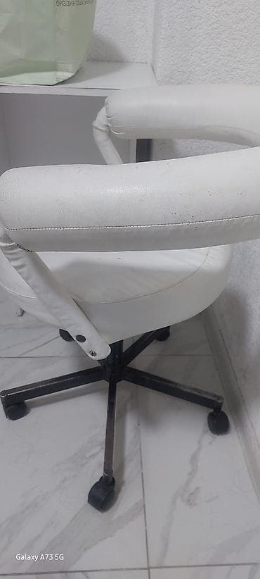 автомобильные кресло: Кушетка косметологическая + кресло на колесиках Комплект мебели для — 3