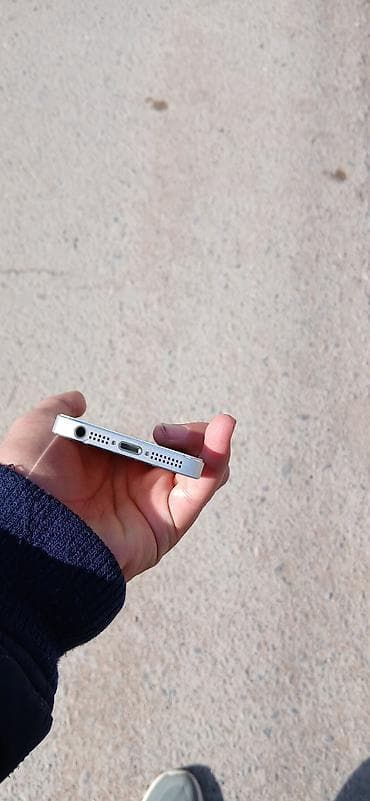 блоки питания для ноутбуков 18.5 в: Лот смартфонов (на запчасти/восстановление). В наборе: - Apple iPhone — 9