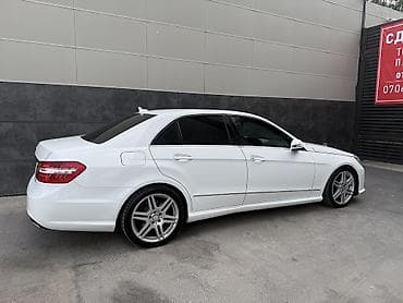 Продажа авто: Mercedes-Benz E-Class: 2010 г., 3.5 л, Автомат, Бензин, Седан — 4