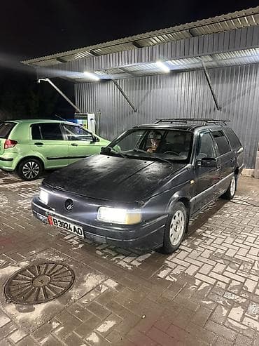 кузов на пассат: Volkswagen Passat Variant: 1991 г., 1.8 л, Кол менен иштөөчү, Универсал — 1