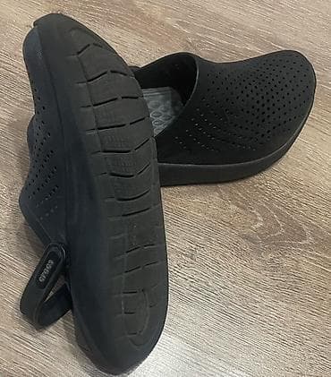 оригинальные кроксы: Мужские сандалии, 38, Crocs, Б/у, цвет - Черный, Самовывоз — 3