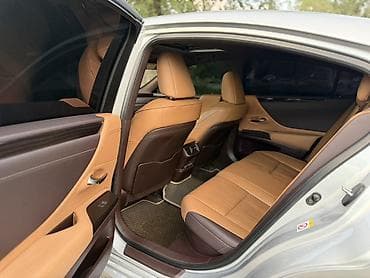 low ll: Lexus ES: 2018 г., 2.5 л, Вариатор, Гибрид, Седан — 8